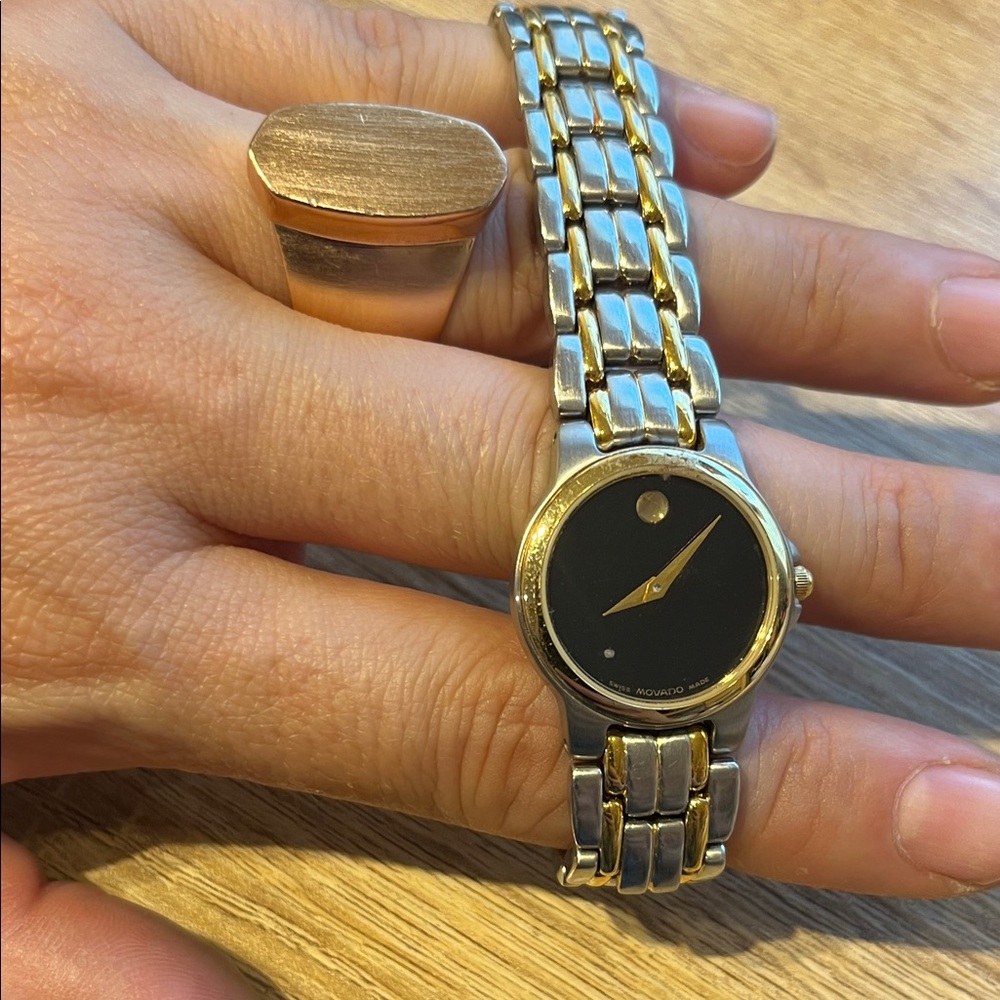 Movado Black Dial watch good condition - Picture 7 of 7